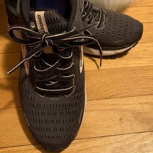 Brooks Ghost 13 size 8.5 women’s